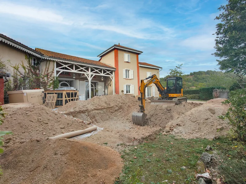 Zakoličba in izkop jame za bazen